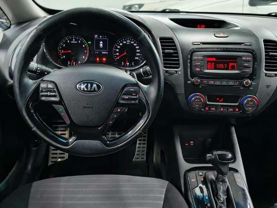 KIA-CERATO-1.6 SX 16V FLEX 4P AUTOMÁTICO KIA-CERATO-2017
