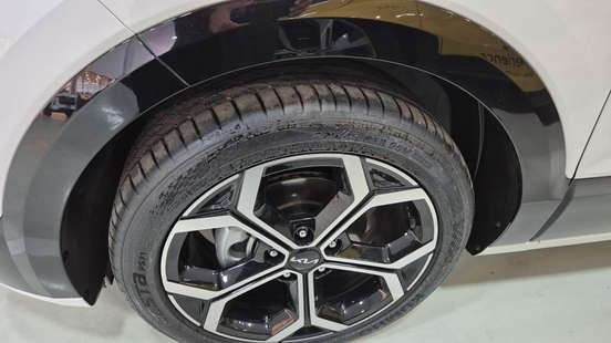 KIA-NIRO-2023