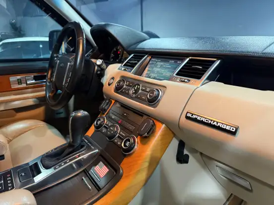 LAND ROVER-RANGE ROVER SPORT-2011