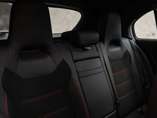 MERCEDES-BENZ-A 200-1.3 CGI GASOLINA AMG LINE 7G-DCT MERCEDES-BENZ-A 200-2023