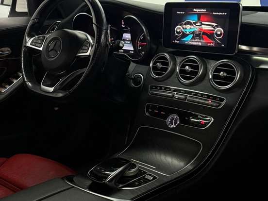 MERCEDES-BENZ-C 250-2.0 CGI SPORT TURBO 16V GASOLINA 4P AUTOMÁTICO MERCEDES-BENZ-C 250-2014