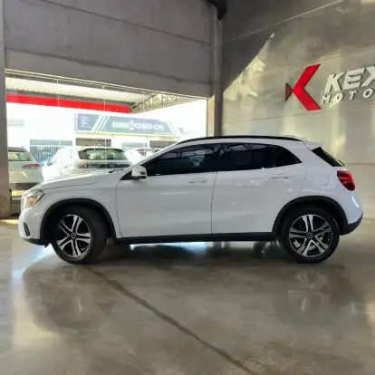 MERCEDES-BENZ-GLA 200-1.6 CGI FLEX STYLE 7G-DCT MERCEDES-BENZ-GLA 200-2018