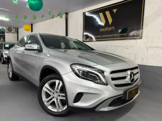 MERCEDES-BENZ-GLA 200-1.6 CGI STYLE 16V TURBO FLEX 4P AUTOMÁTICO MERCEDES-BENZ-GLA 200-2017