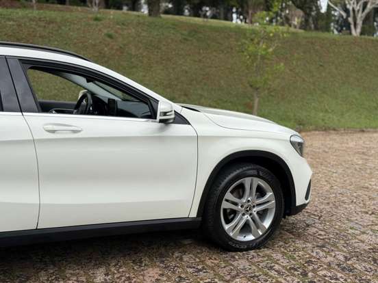 MERCEDES-BENZ-GLA 200-1.6 CGI FLEX STYLE 7G-DCT MERCEDES-BENZ-GLA 200-2018