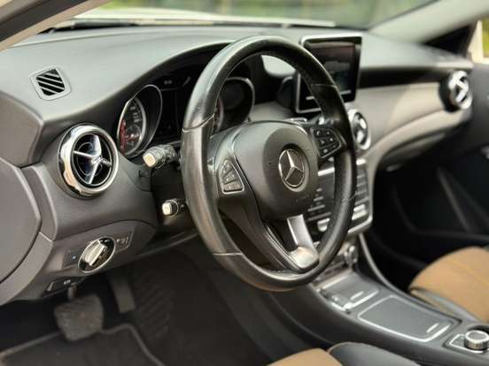 MERCEDES-BENZ-GLA 200-1.6 CGI FLEX STYLE 7G-DCT MERCEDES-BENZ-GLA 200-2018