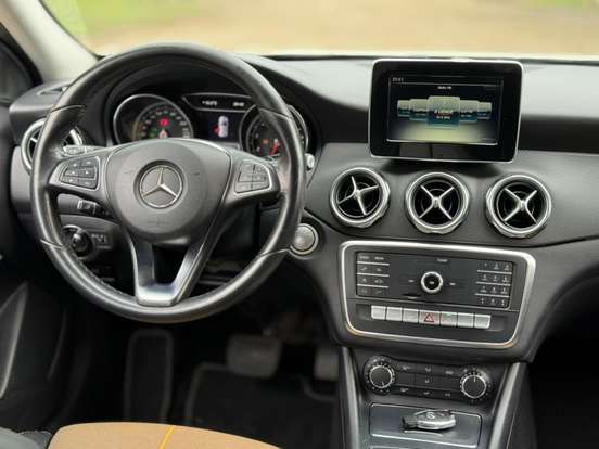MERCEDES-BENZ-GLA 200-1.6 CGI FLEX STYLE 7G-DCT MERCEDES-BENZ-GLA 200-2018