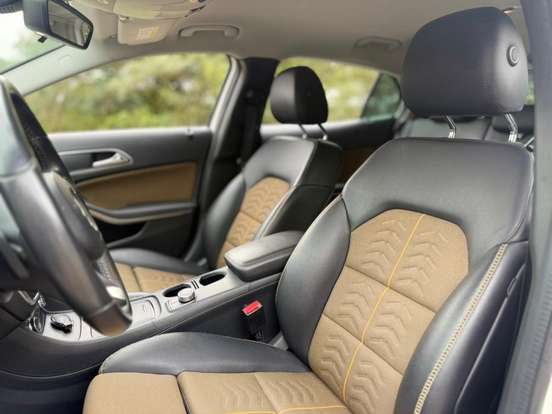 MERCEDES-BENZ-GLA 200-2018