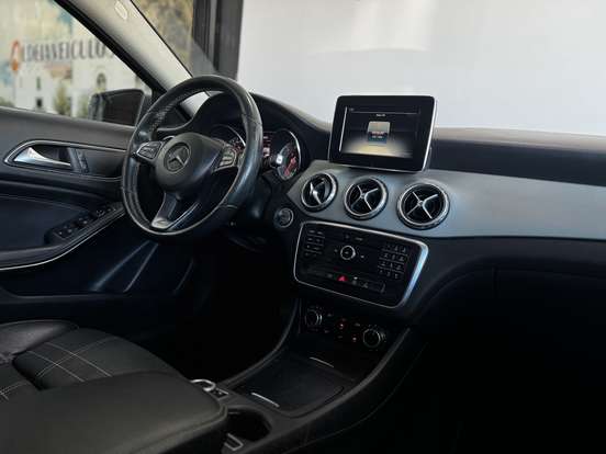 MERCEDES-BENZ-GLA 200-1.6 CGI STYLE 16V TURBO FLEX 4P AUTOMÁTICO MERCEDES-BENZ-GLA 200-2016