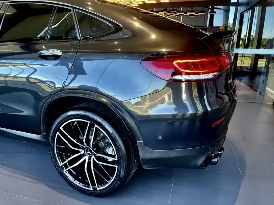 MERCEDES-BENZ-GLC 43 AMG-2022
