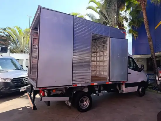MERCEDES-BENZ-SPRINTER-2025