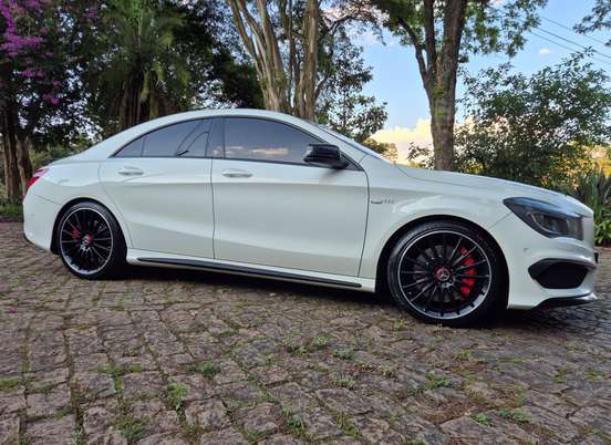 MERCEDES-BENZ-CLA 45 AMG-2.0 16V TURBOCHARGED GASOLINA 4P AUTOMÁTICO MERCEDES-BENZ-CLA 45 AMG-2014