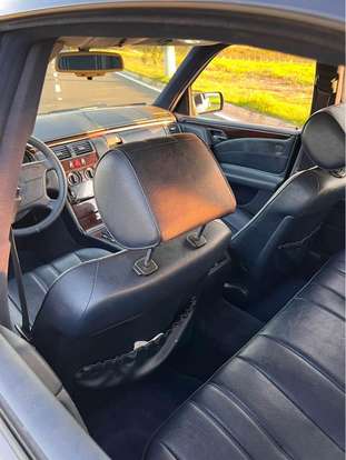 MERCEDES-BENZ-E 230-1996