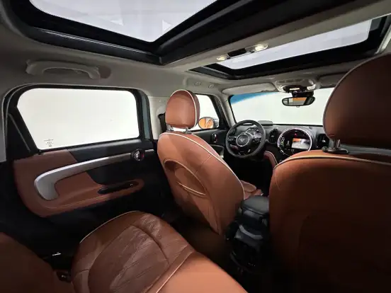 MINI-COUNTRYMAN-2020