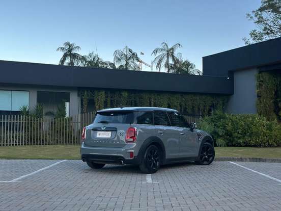 MINI-COUNTRYMAN-2018