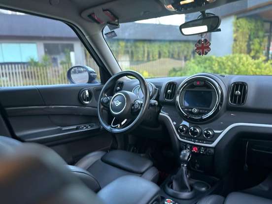 MINI-COUNTRYMAN-2018