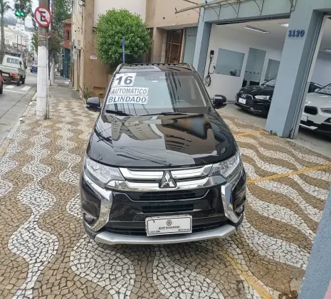 MITSUBISHI OUTLANDER 2.0 16V GASOLINA 4P AUTOMÁTICO MITSUBISHI OUTLANDER 2.0 16V GASOLINA 4P AUTOMÁTICO