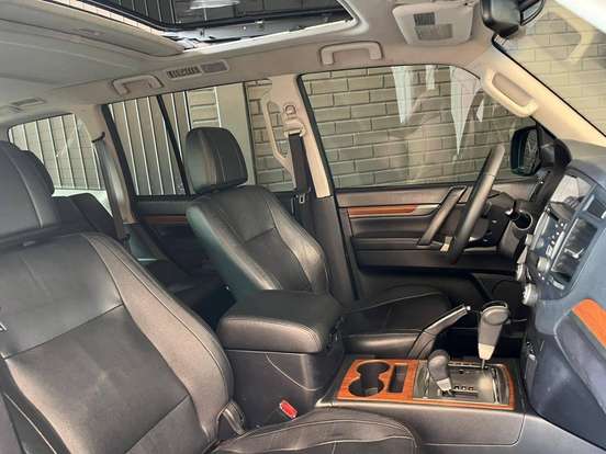MITSUBISHI-PAJERO FULL-2012