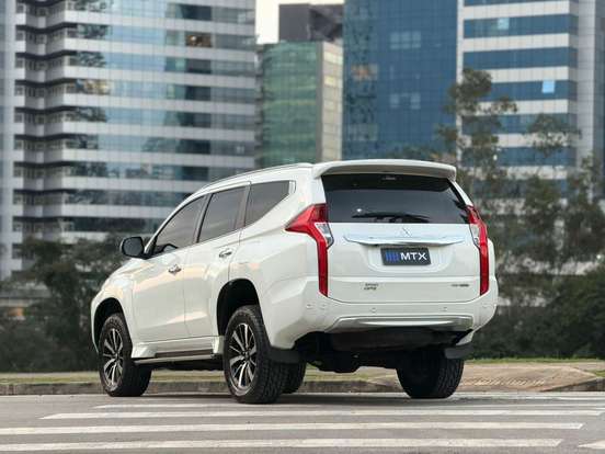 MITSUBISHI-PAJERO SPORT-2.4 16V MIVEC TURBO DIESEL HPE AWD AUTOMÁTICO MITSUBISHI-PAJERO SPORT-2019