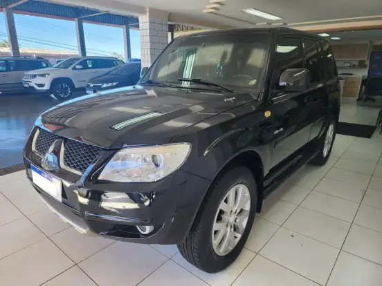 MITSUBISHI-PAJERO TR4-2.0 4X4 16V 140CV FLEX 4P AUTOMÁTICO MITSUBISHI-PAJERO TR4-2011