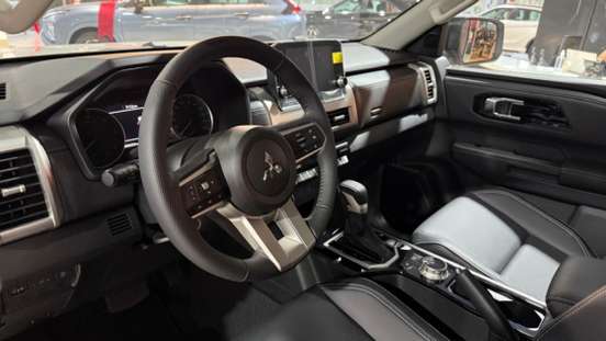 MITSUBISHI-TRITON-2026