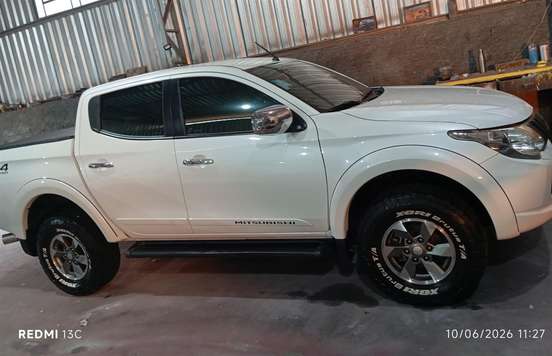 MITSUBISHI-L200 TRITON-2019