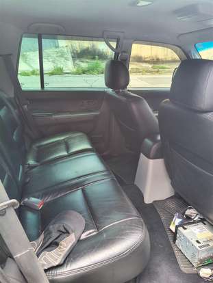 MITSUBISHI-PAJERO-2010