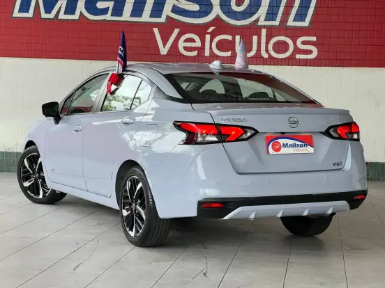 NISSAN-VERSA-2024
