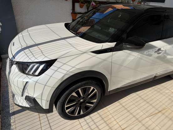 PEUGEOT-2008-2023