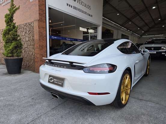 PORSCHE-718-2019