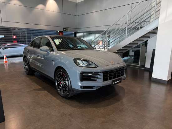 PORSCHE-CAYENNE-2025