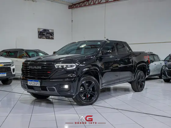 RAM RAMPAGE 2.0 HURRICANE 4 TURBO GASOLINA R/T 4X4 AUTOMÁTICO