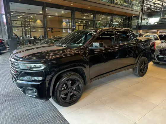 RAM RAMPAGE 2.0 HURRICANE 4 TURBO GASOLINA R/T 4X4 AUTOMÁTICO