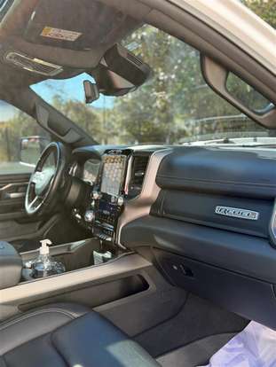 RAM-1500-5.7 V8 GASOLINA REBEL CD 4X4 AUTOMÁTICO RAM-1500-2022