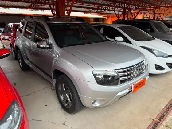 RENAULT DUSTER 2.0 DYNAMIQUE 4X2 16V FLEX 4P AUTOMÁTICO RENAULT DUSTER 2.0 DYNAMIQUE 4X2 16V FLEX 4P AUTOMÁTICO