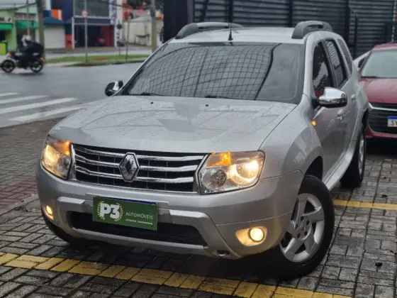 RENAULT DUSTER 2.0 DYNAMIQUE 4X2 16V FLEX 4P AUTOMÁTICO