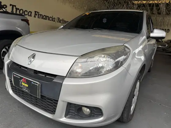 RENAULT SANDERO 1.0 EXPRESSION 16V FLEX 4P MANUAL RENAULT SANDERO 1.0 EXPRESSION 16V FLEX 4P MANUAL
