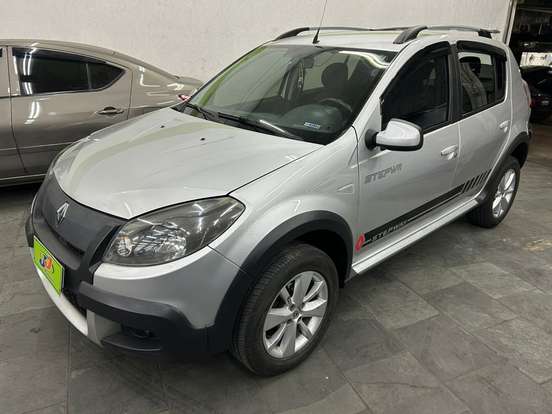 RENAULT-SANDERO-1.6 STEPWAY 8V FLEX 4P MANUAL RENAULT-SANDERO-2013