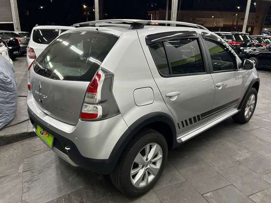 RENAULT-SANDERO-1.6 STEPWAY 8V FLEX 4P MANUAL RENAULT-SANDERO-2013