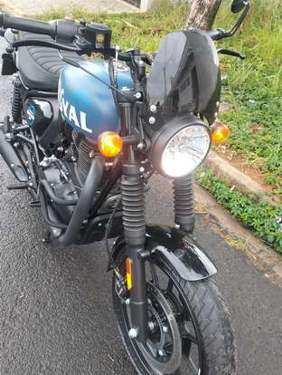 ROYAL ENFIELD-HUNTER 350-2023