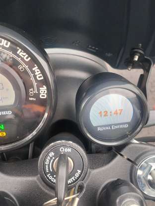 ROYAL ENFIELD-HUNTER 350-2023