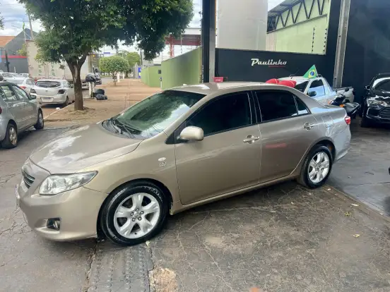 TOYOTA-COROLLA-2010