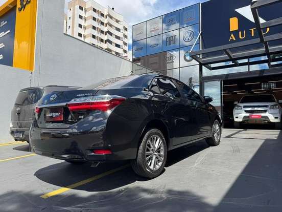 TOYOTA-COROLLA-2019