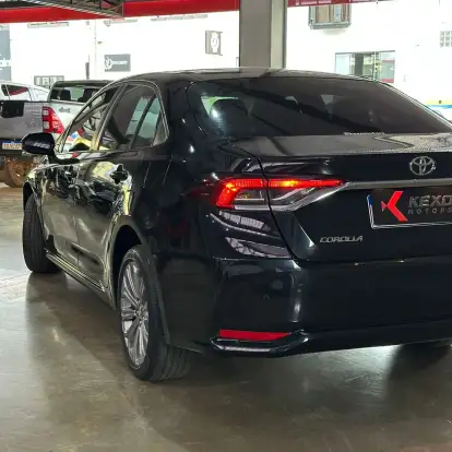 TOYOTA-COROLLA-2020