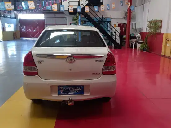 TOYOTA-ETIOS-1.5 XLS SEDAN 16V FLEX 4P MANUAL TOYOTA-ETIOS-2016