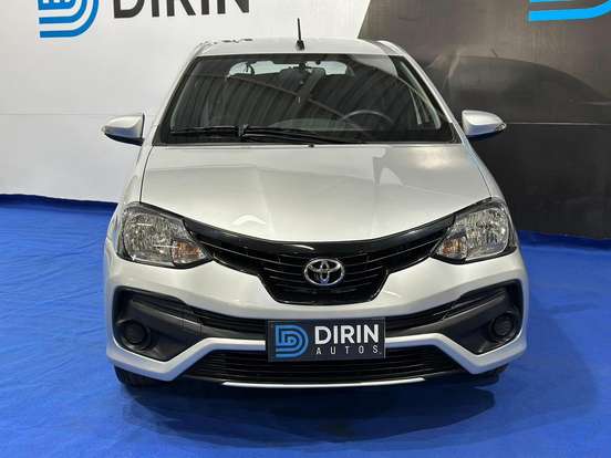 TOYOTA-ETIOS-2020