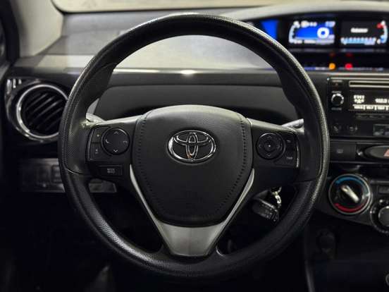 TOYOTA-ETIOS-1.5 X PLUS 16V FLEX 4P AUTOMÁTICO TOYOTA-ETIOS-2020