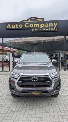 TOYOTA-HILUX-2.8 D-4D TURBO DIESEL CD SRX 4X4 AUTOMÁTICO TOYOTA-HILUX-2022
