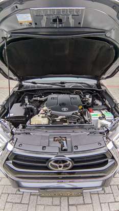 TOYOTA-HILUX-2022