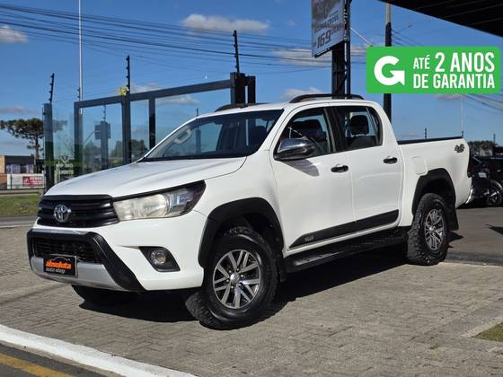 TOYOTA HILUX 2.8 STD 4X4 CD 16V DIESEL 4P MANUAL