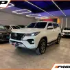 TOYOTA HILUX SW4 2.8 D-4D TURBO DIESEL SRX 7L 4X4 AUTOMÁTICO TOYOTA HILUX SW4 2.8 D-4D TURBO DIESEL SRX 7L 4X4 AUTOMÁTICO